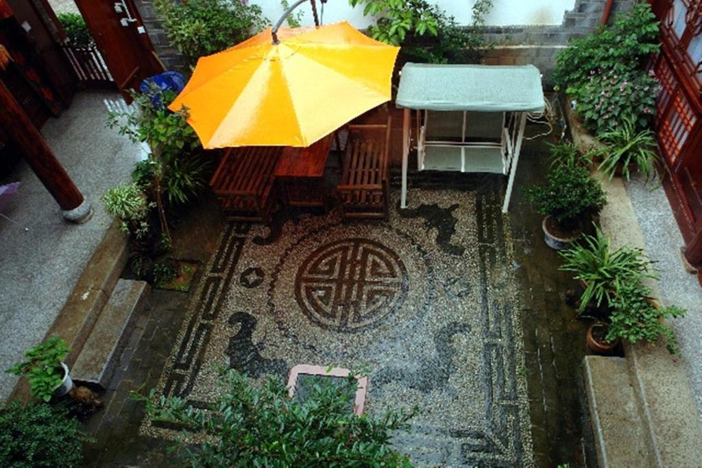 Yunxi Inn Лицзян Экстерьер фото