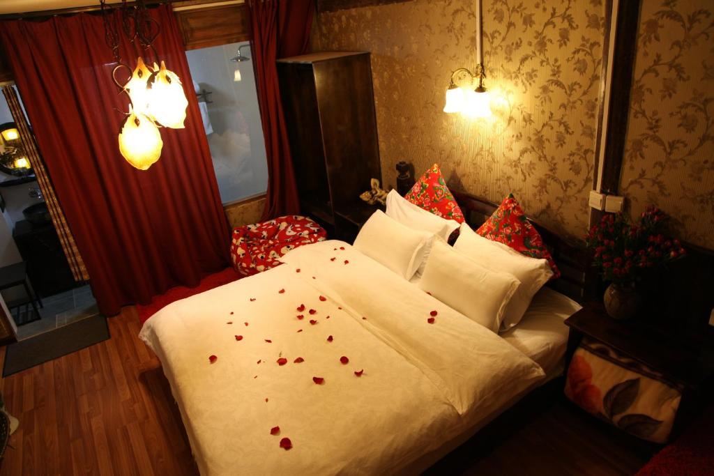 Yunxi Inn Лицзян Экстерьер фото
