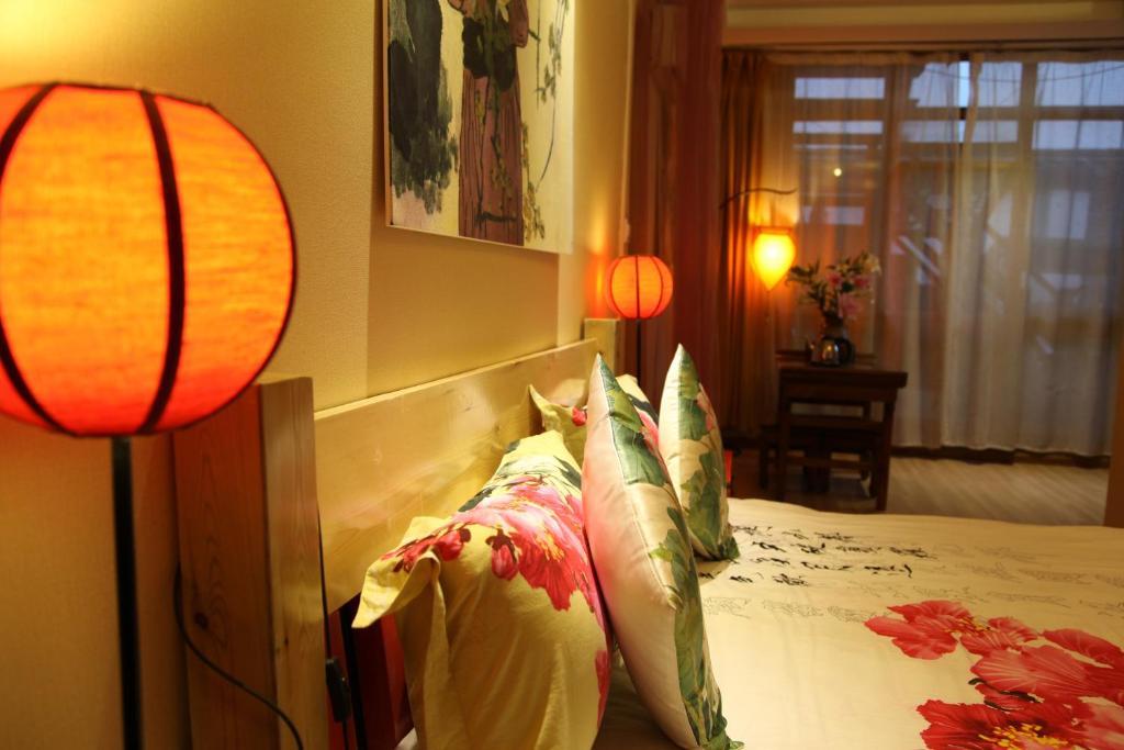Yunxi Inn Лицзян Экстерьер фото